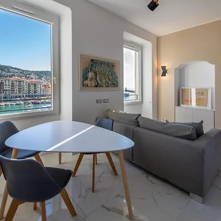 Sea View, Vue Sur La Port De - De Charme 2 P Apartment *
